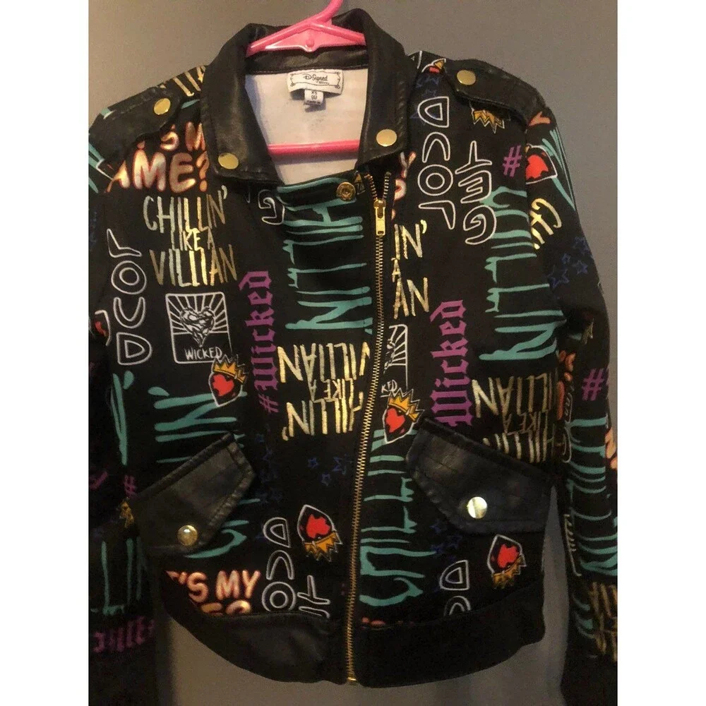 Disney d-signed descendants coat Jacket size xs 5/6 6
